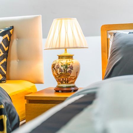 Exquisite 2-Bedroom Penthouse-Sleeps 7-Free Parking With Workstations & High-Speed Wifi Μπέρμιγχαμ Εξωτερικό φωτογραφία