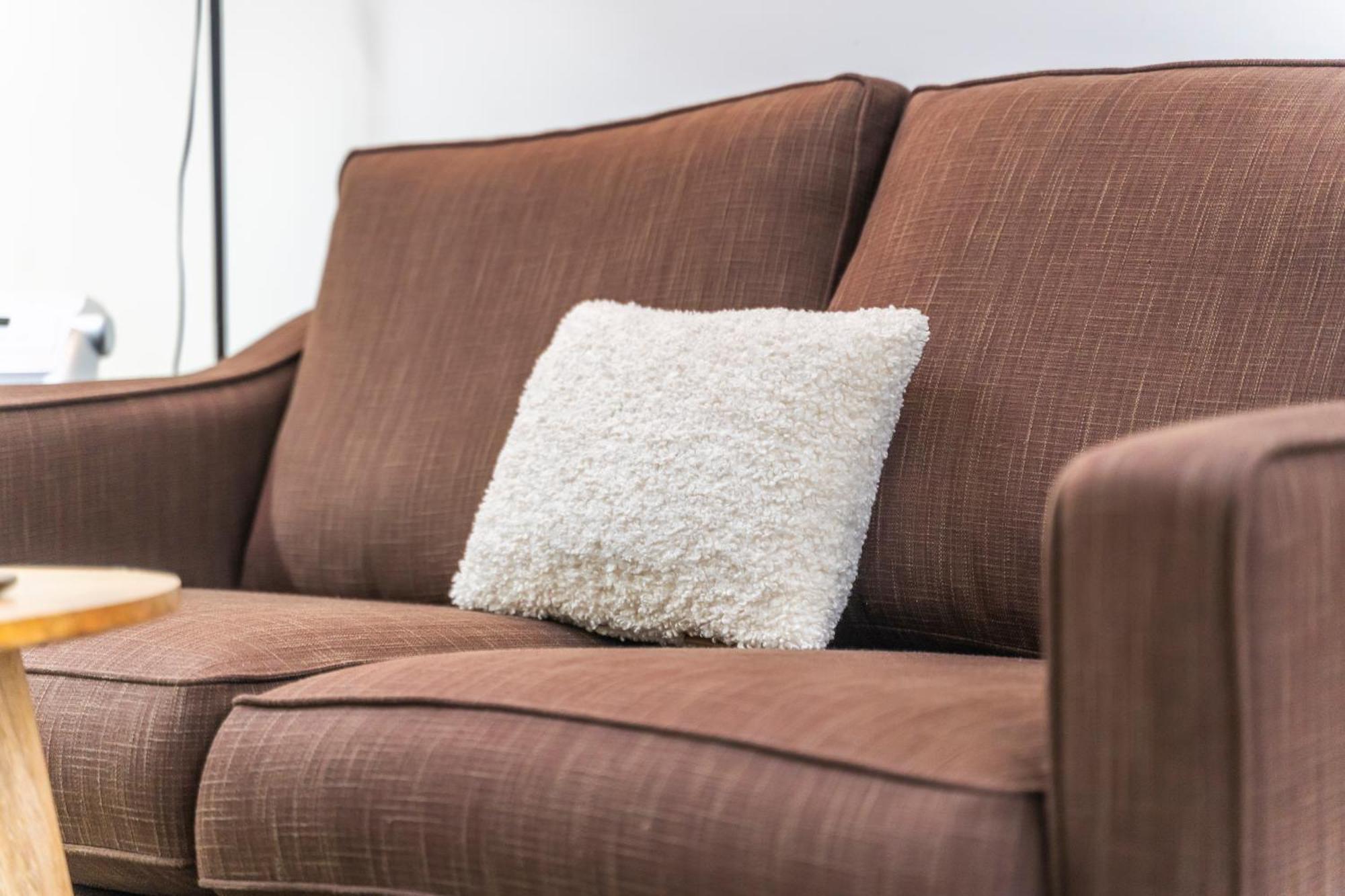 Exquisite 2-Bedroom Penthouse-Sleeps 7-Free Parking With Workstations & High-Speed Wifi Μπέρμιγχαμ Εξωτερικό φωτογραφία