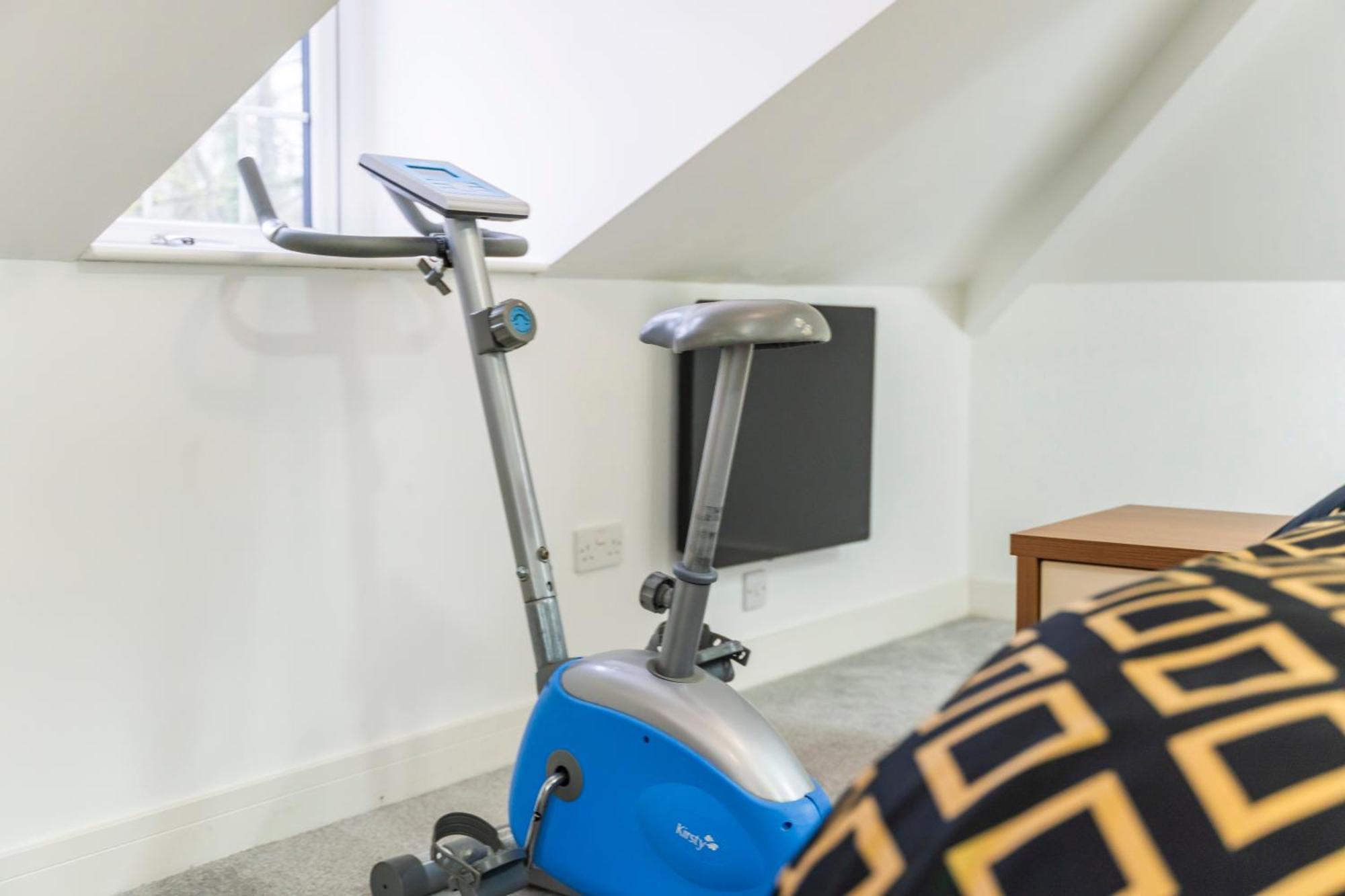 Exquisite 2-Bedroom Penthouse-Sleeps 7-Free Parking With Workstations & High-Speed Wifi Μπέρμιγχαμ Εξωτερικό φωτογραφία